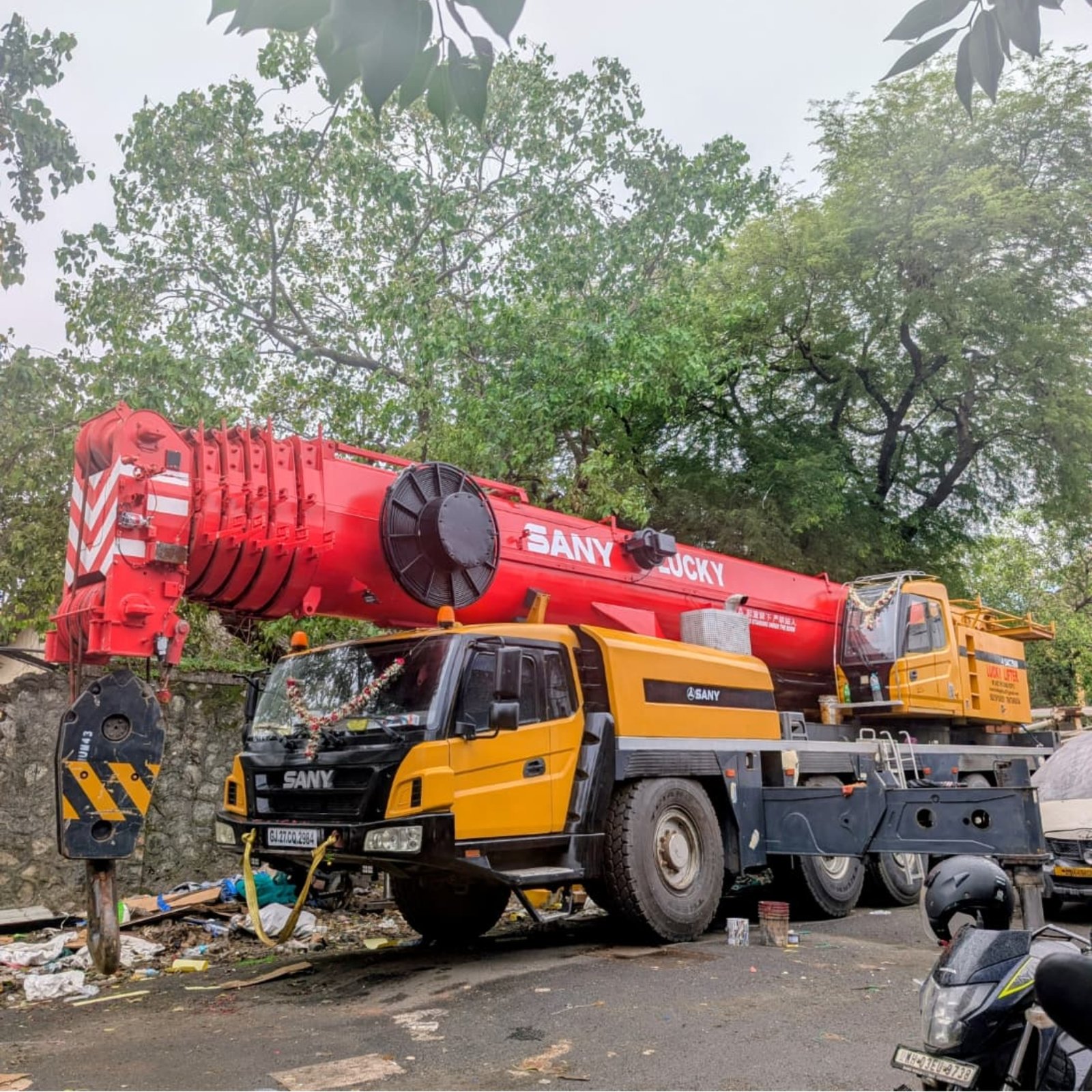 Crane Rental Service 15