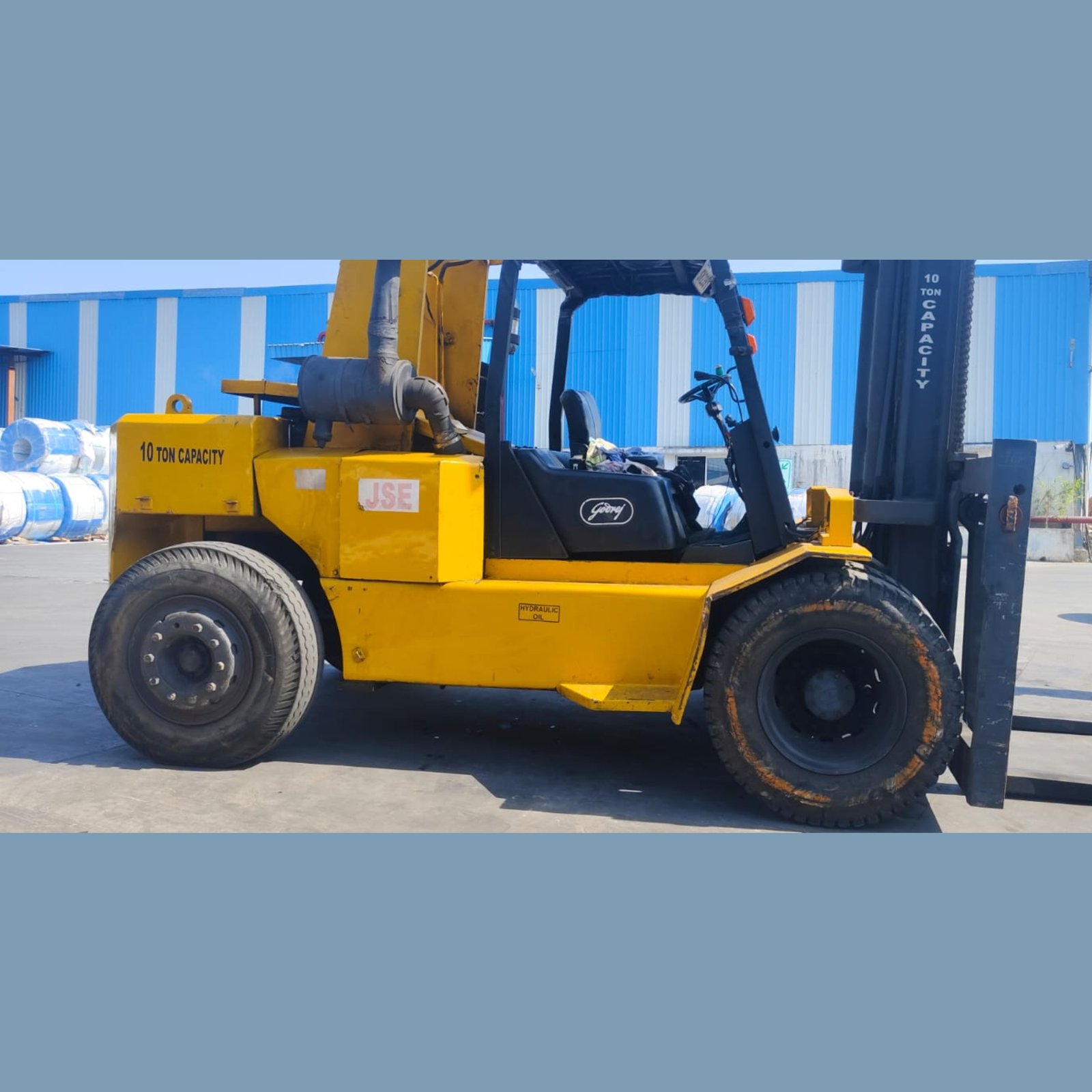 Crane Rental Service 18